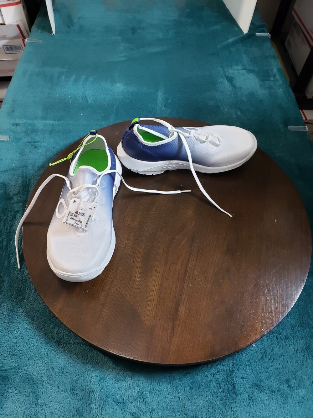 OOFOS Shoes Size 9.5 Mens White Navy Recovery Slip On 00MG 09012023-14 NEW